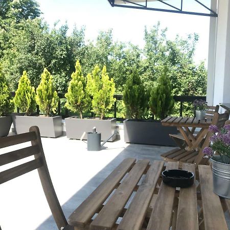Grocka Apartmani & Rooms Buitenkant foto