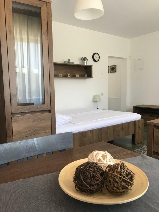 Grocka Apartmani & Rooms Buitenkant foto